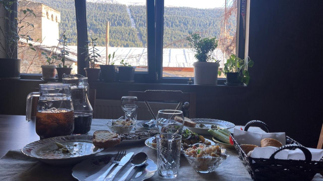 Guesthouse Chela Mestia Zewnętrze zdjęcie